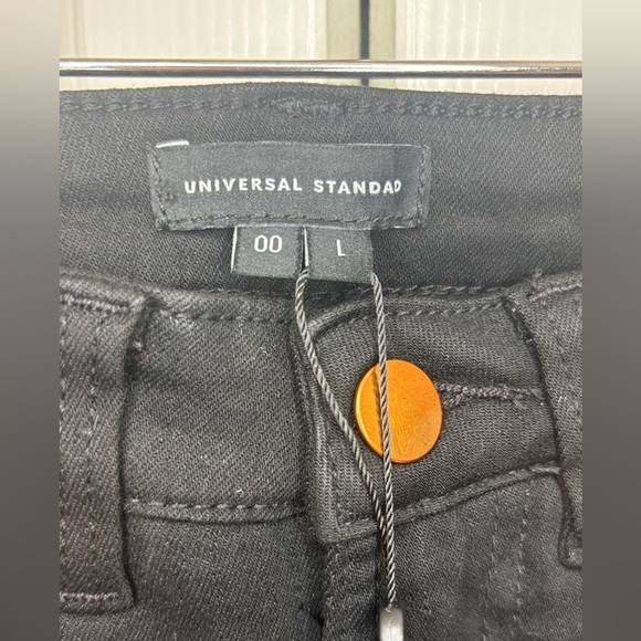 Universal Standard Seine High Rise 32" Skinny Jeans Solid Black - Picture 5 of 10